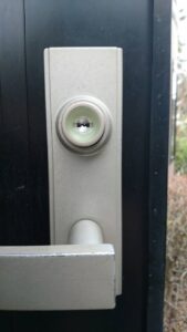 八王子市 鍵交換の作業写真2