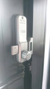 西東京市 デジタルロック鍵交換の作業写真3