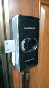 あきる野市 デジタル錠新規取り付けの作業写真3