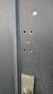 国分寺市 スマートリムロック新規取り付けの作業写真2
