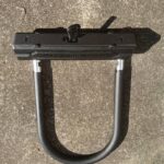 日野市 バイクU字ロック解錠の作業写真
