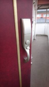 昭島市 錠前交換の作業写真3