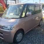 昭島市 ダイハツ タント 車の鍵作成の作業写真