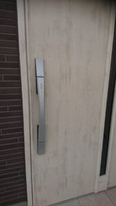 八王子市 玄関鍵交換の作業写真2