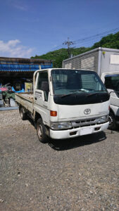 町田市 トヨタ2トン車の鍵作成の作業写真