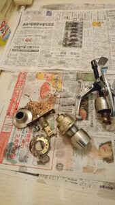日野市 浴室錠故障交換作業の写真3