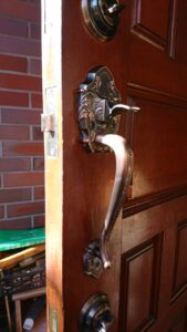 八王子市 錠前交換の作業写真2