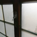府中市 玄関鍵取り付けの作業写真2