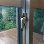 八王子市 クレセント破損交換の作業写真1