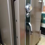 小平市 金庫ダイヤル解錠の作業写真2