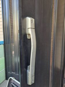 調布市 錠前修理とシリンダー交換の作業写真1