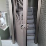 練馬区 屋上扉鍵交換の作業写真
