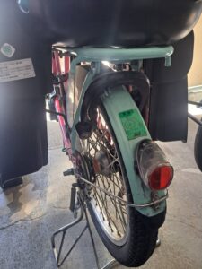 立川市 電動自転車鍵解錠の作業写真1