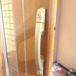 町田市 新居玄関鍵交換の作業写真1