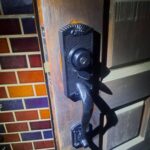 小平市 錠前故障解錠交換の作業写真3