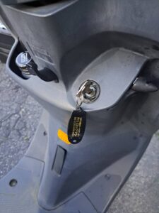 八王子市 ヤマハバイク鍵作成の作業写真1