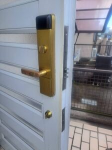 八王子市 シリンダー修理の作業写真2