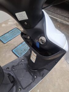 福生市 バイク鍵作成の作業写真1