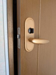 八王子市 室内錠前取り付けの作業写真3