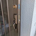 昭島市 錠前交換の作業写真2