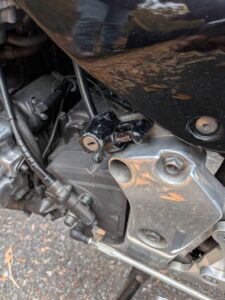奥多摩町 ホンダ400ccバイク鍵作成の作業写真2