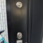 八王子市 玄関鍵交換の作業写真1