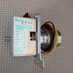 福生市 マンションエントランス共用部鍵交換の作業写真2